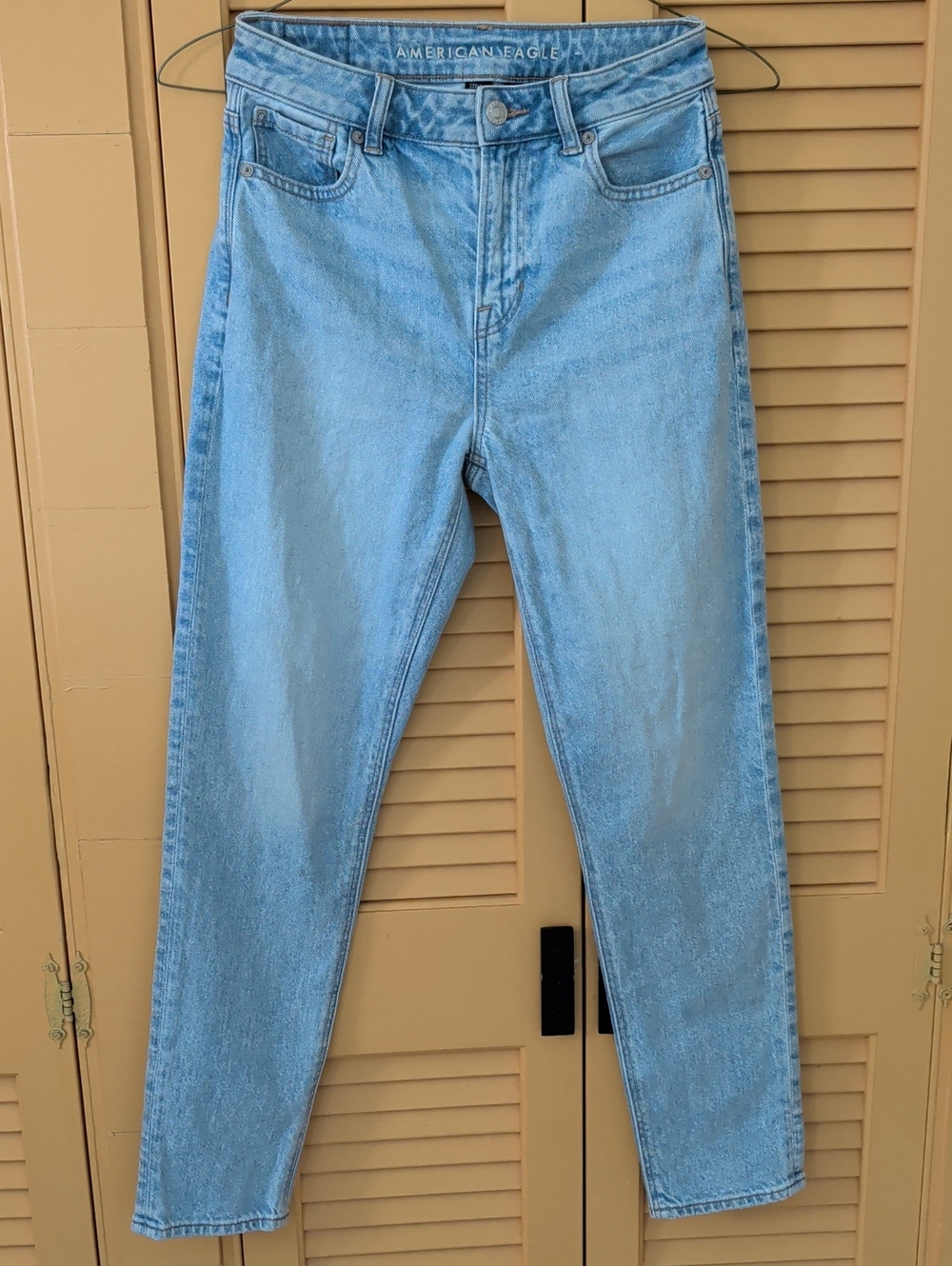 American Eagle Outfitters Light Blue Mom Denim Jeans size 0